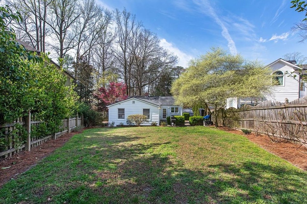 3063 Canfield Dr, Atlanta GA  30341-3201 exterior