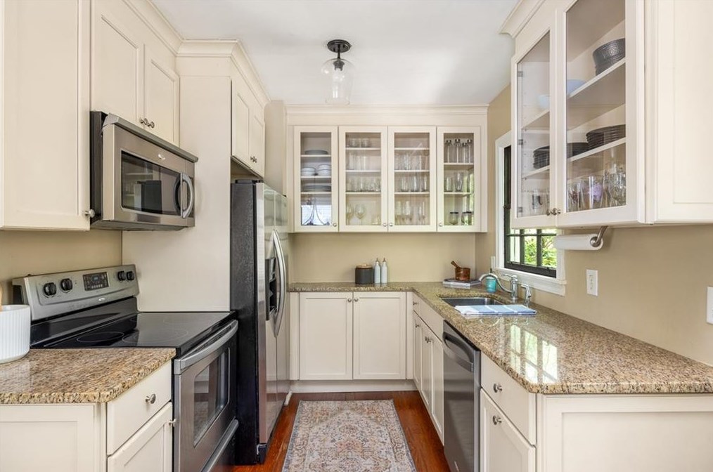 3009 Skyland Dr, Atlanta GA  30341-4725 exterior