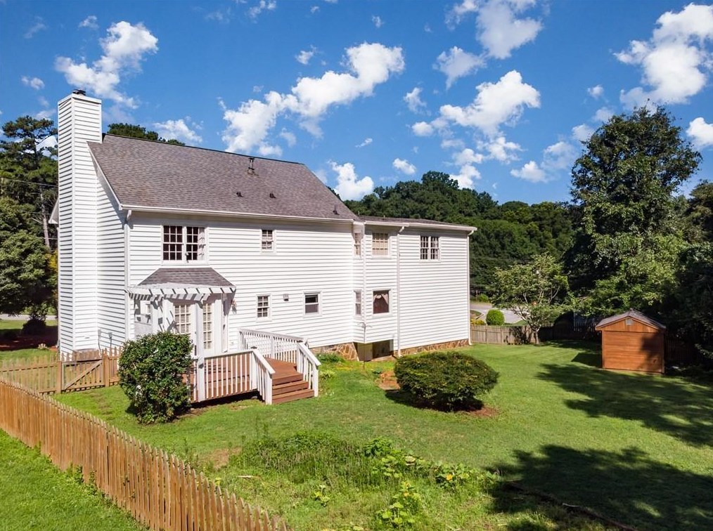 656 Singley Dr, Lawrenceville, GA 30044-5970