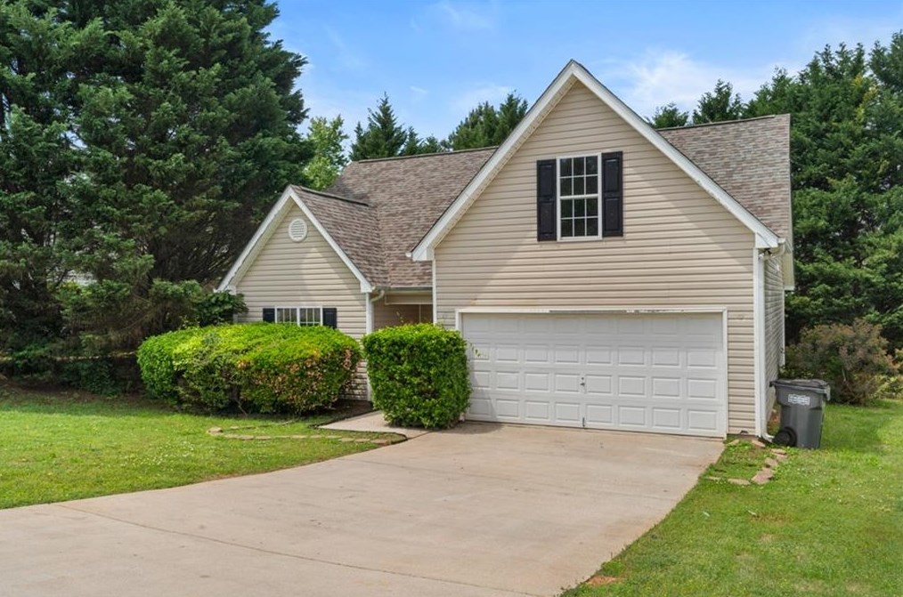 5001 Monarch Dr, Mcdonough, GA 30253-8649