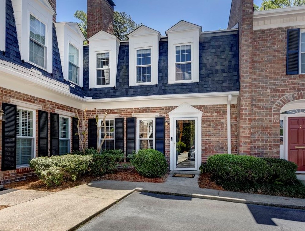 6 Market Sq Pl, Atlanta GA exterior