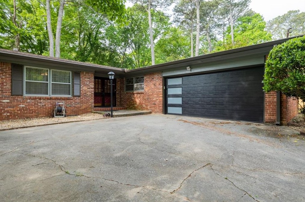 490 Safari Cir, Stone Mountain, GA 30083-4420