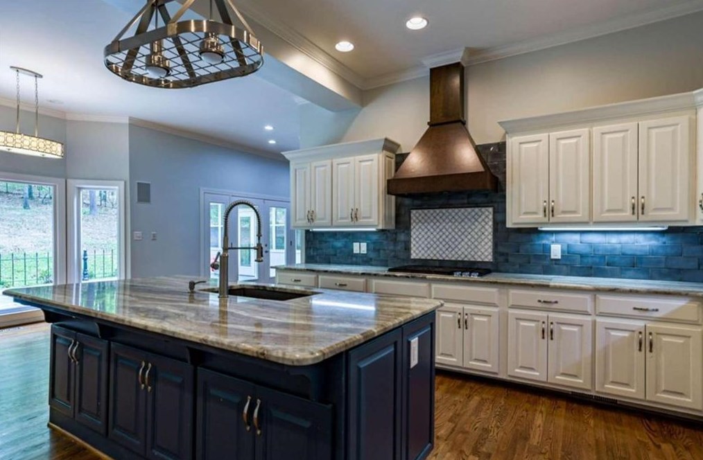 18 Huntington Rd, Rome GA  30165-8553 exterior