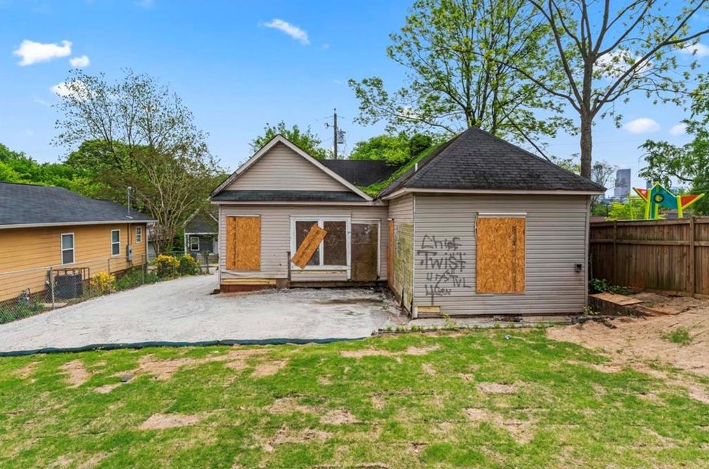620 Echo St, Atlanta GA  30318-6740 exterior