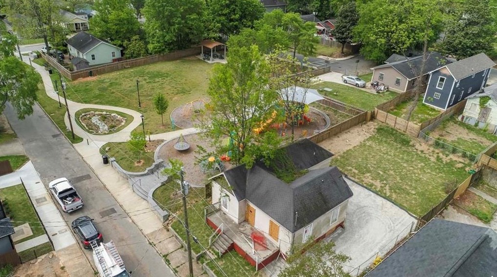 620 Echo St, Atlanta GA  30318-6740 exterior
