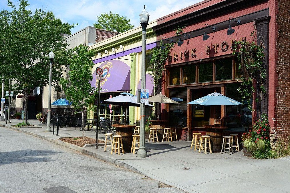 1322 Scott Blvd, Decatur GA  30030-1419 exterior