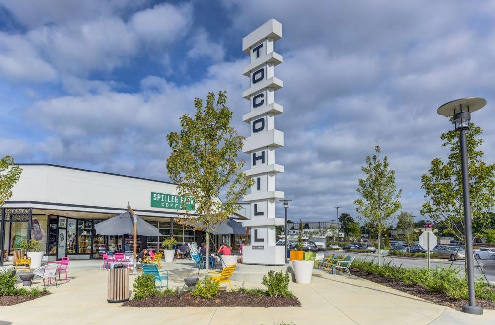 1322 Scott Blvd, Decatur GA  30030-1419 exterior