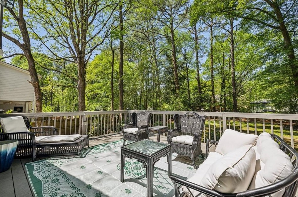 1322 Scott Blvd, Decatur GA  30030-1419 exterior