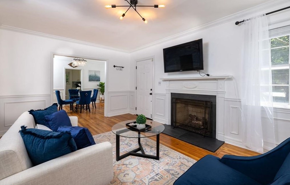 1322 Scott Blvd, Decatur GA  30030-1419 exterior