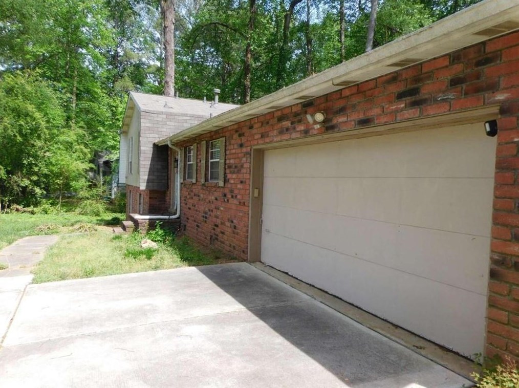 2444 Regal Ct, Lawrenceville GA  30044-3784 exterior