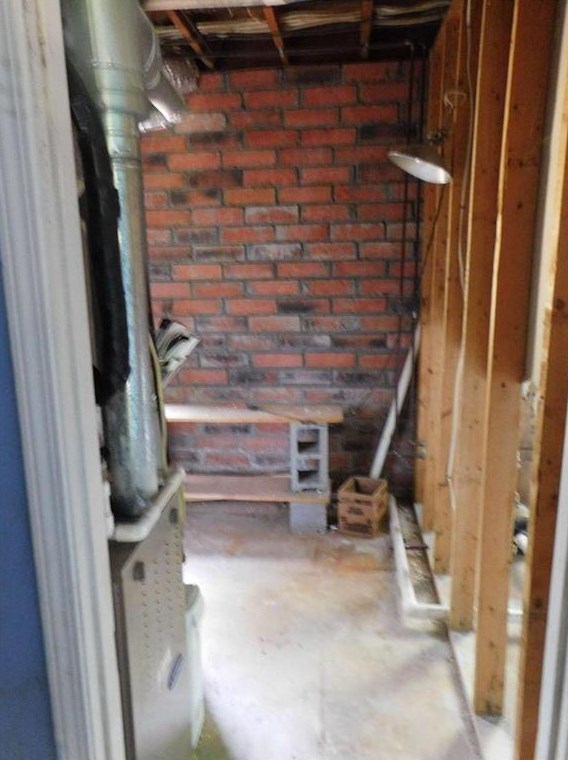 2444 Regal Ct, Lawrenceville GA  30044-3784 exterior