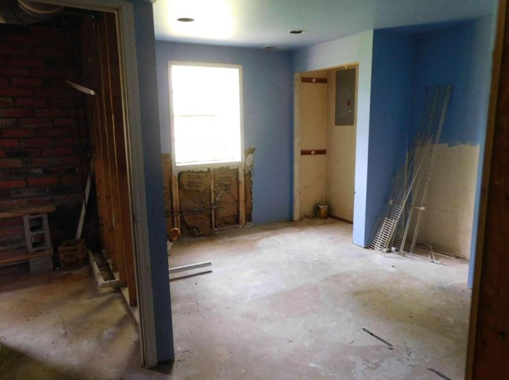 2444 Regal Ct, Lawrenceville GA  30044-3784 exterior