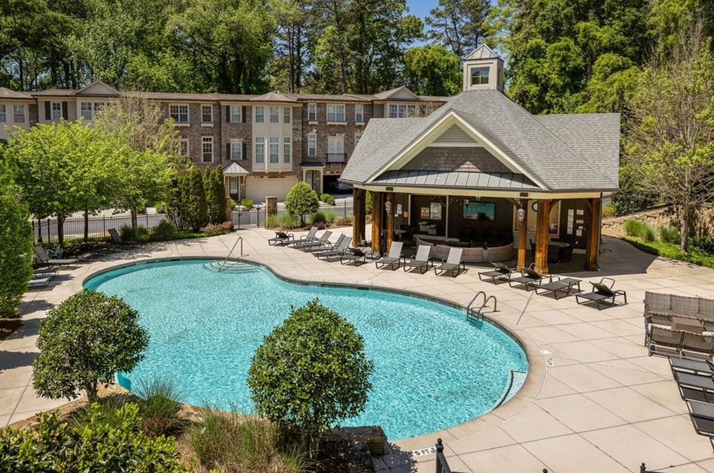 2479 Gatebury Cir, Atlanta GA  30341-2635 exterior