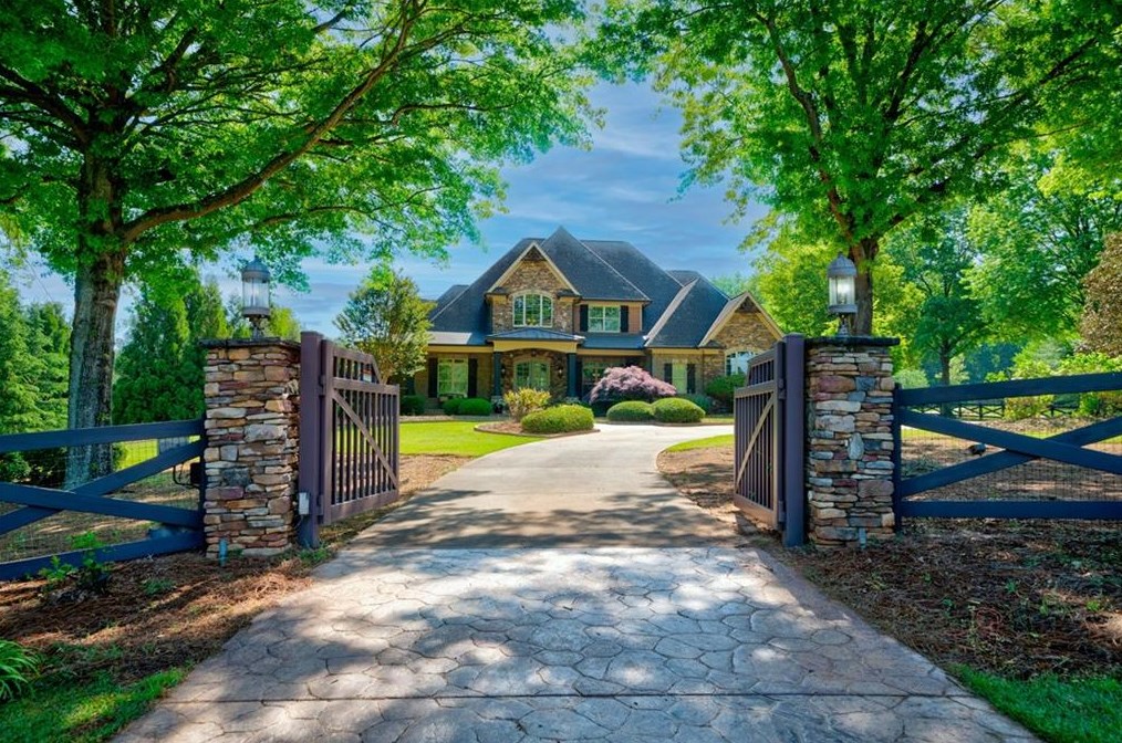 140 Green Cir, Mcdonough, GA 30252-4400