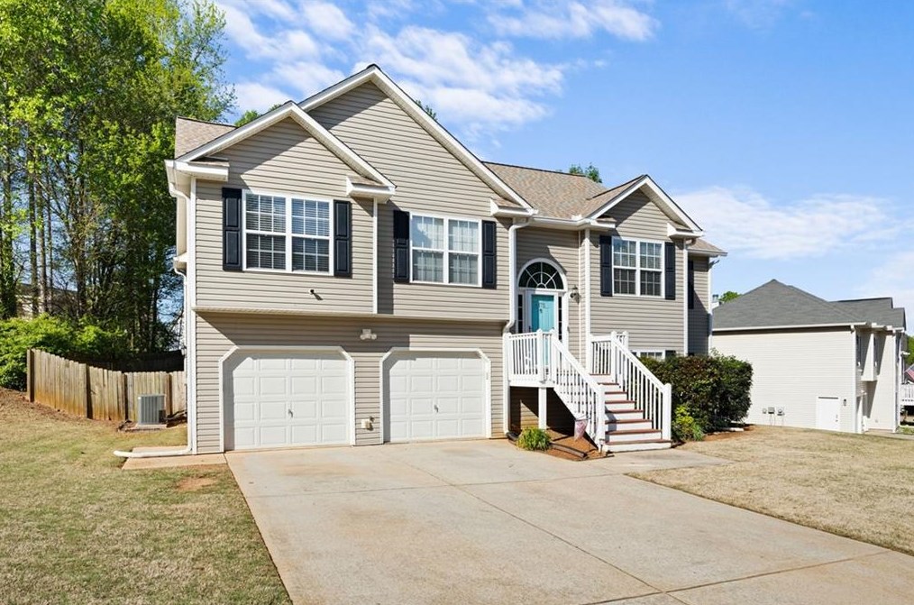 6175 Queensdale Dr, Douglasville, GA 30135-4766