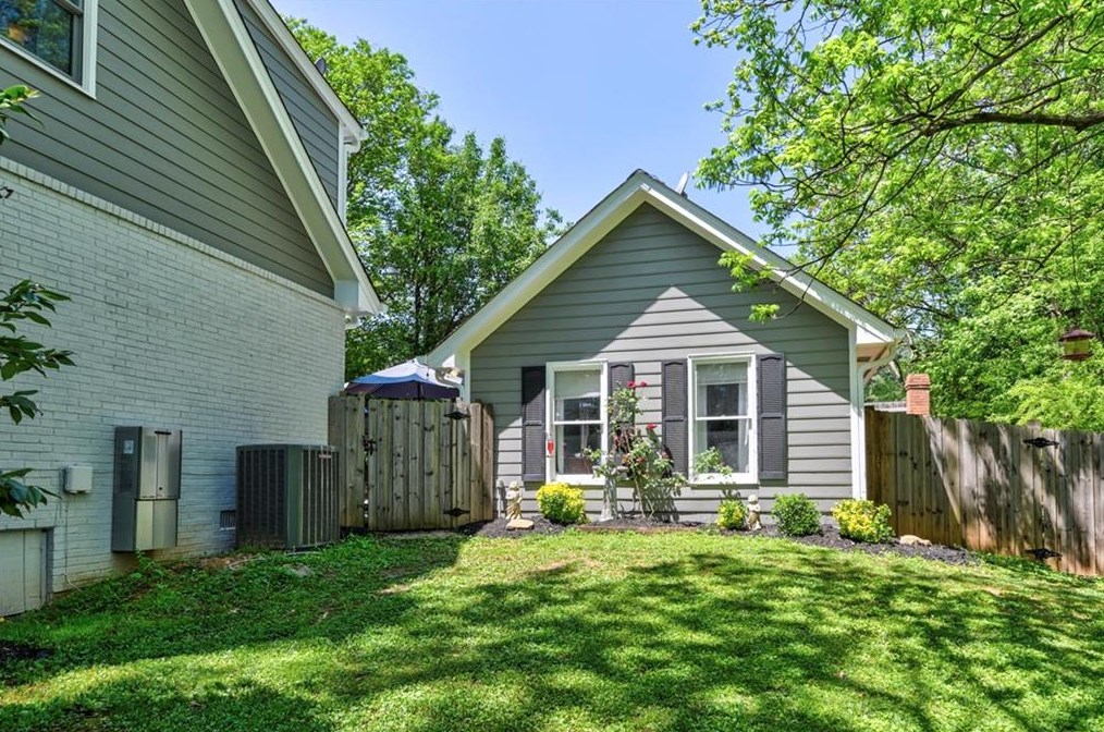 3144 Caintal Ct, Decatur GA  30033-1804 exterior