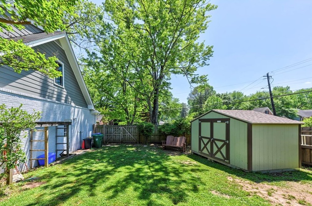 3144 Caintal Ct, Decatur GA  30033-1804 exterior