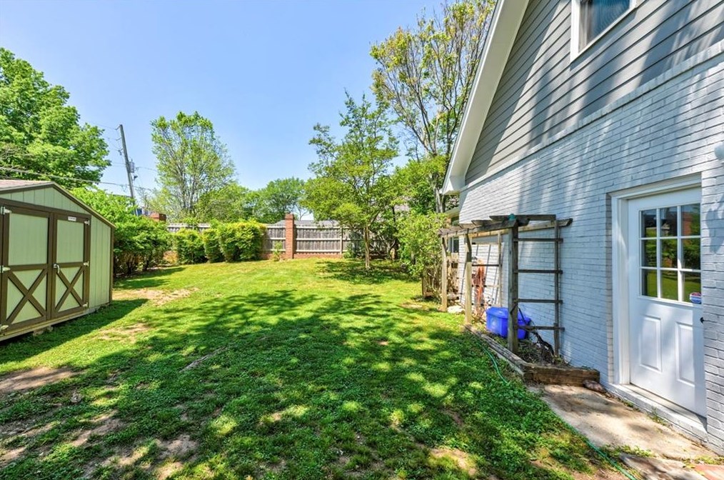 3144 Caintal Ct, Decatur GA  30033-1804 exterior