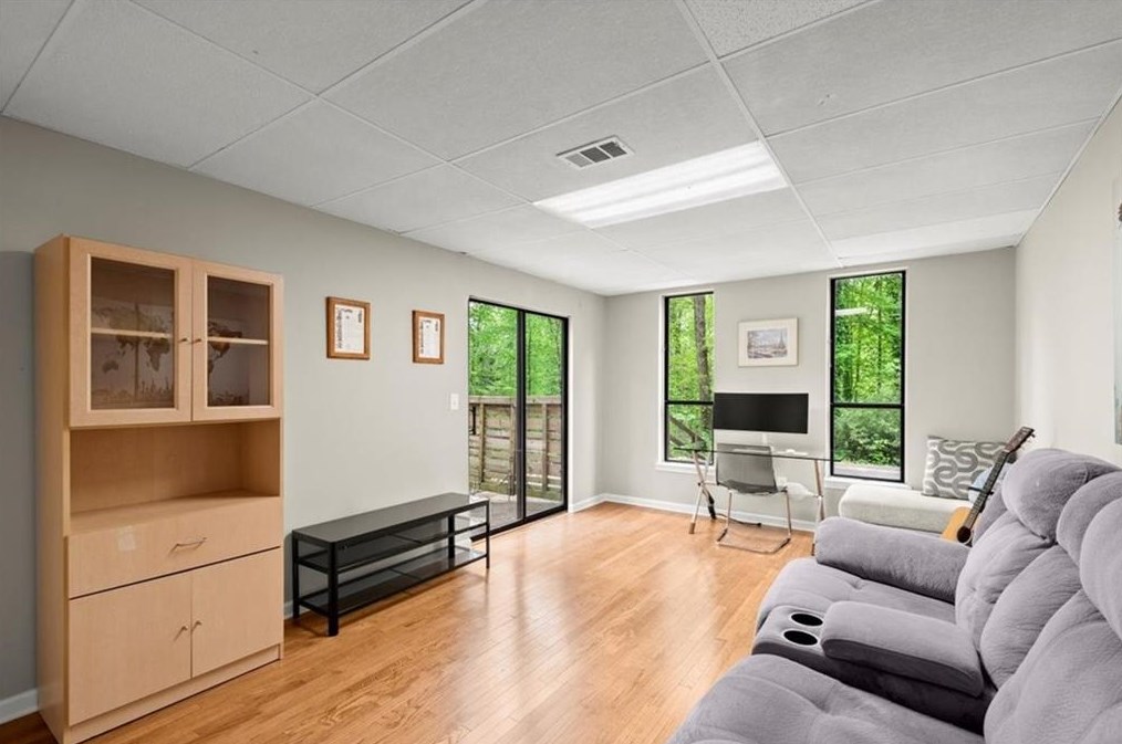 3513 Vinings North Trce, Smyrna GA  30080-4583 exterior