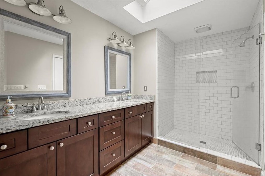 3513 Vinings North Trce, Smyrna GA  30080-4583 exterior