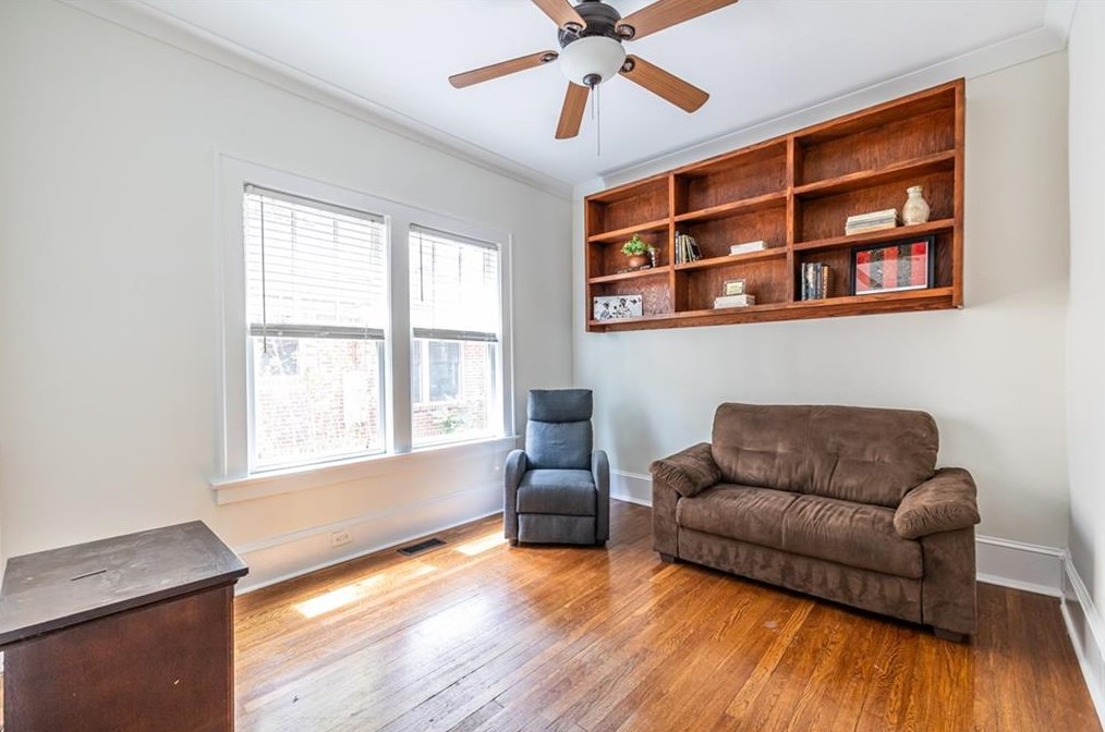 208 Mead Rd, Decatur GA  30030-3623 exterior