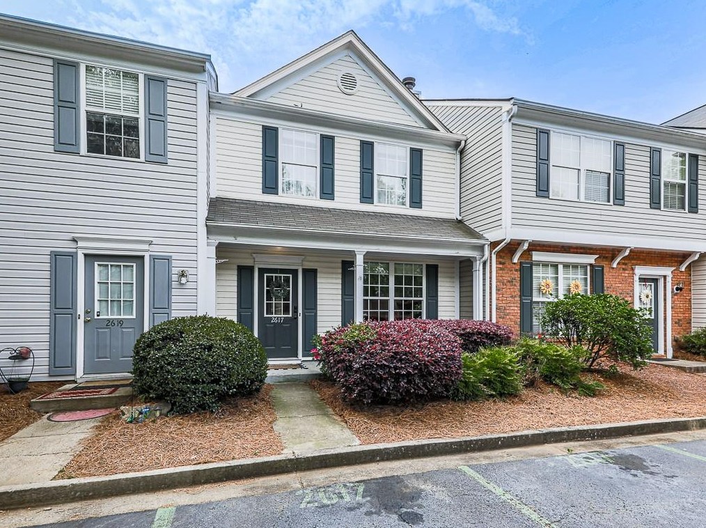 2617 Ashleigh Ln, Alpharetta GA  30004-6178 exterior