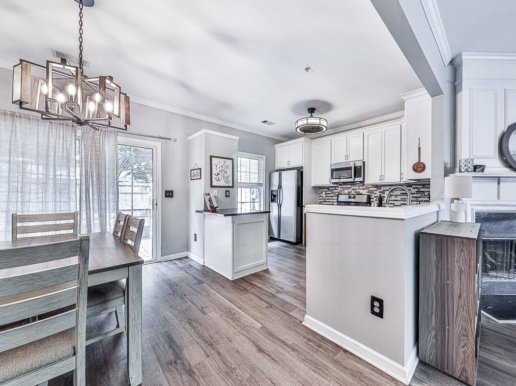 2617 Ashleigh Ln, Alpharetta GA  30004-6178 exterior