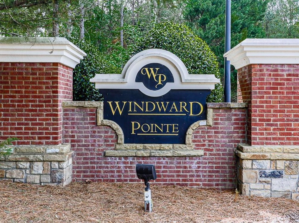 2617 Ashleigh Ln, Alpharetta GA  30004-6178 exterior