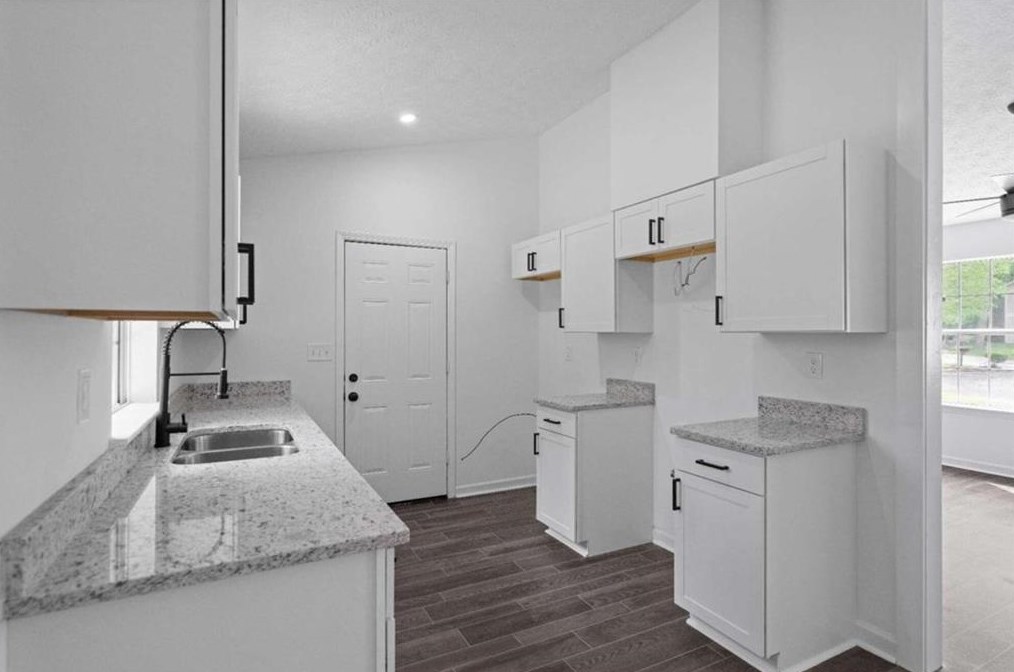 2383 Deep Shoals Cir, Decatur GA  30034-1236 exterior