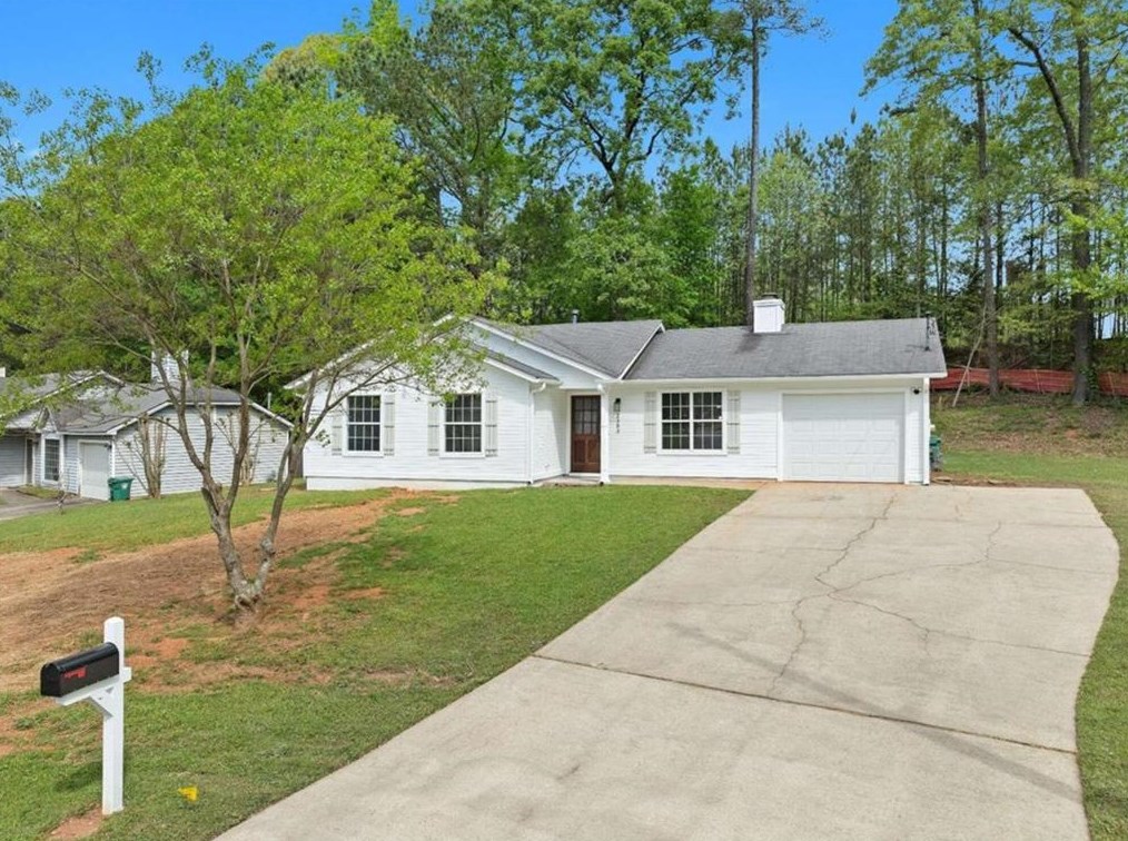 2383 Deep Shoals Cir, Decatur GA  30034-1236 exterior