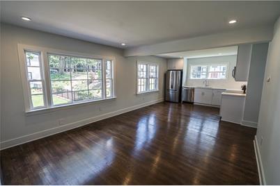 99 Peachtree Memorial Drive NW #D1 - Photo 1