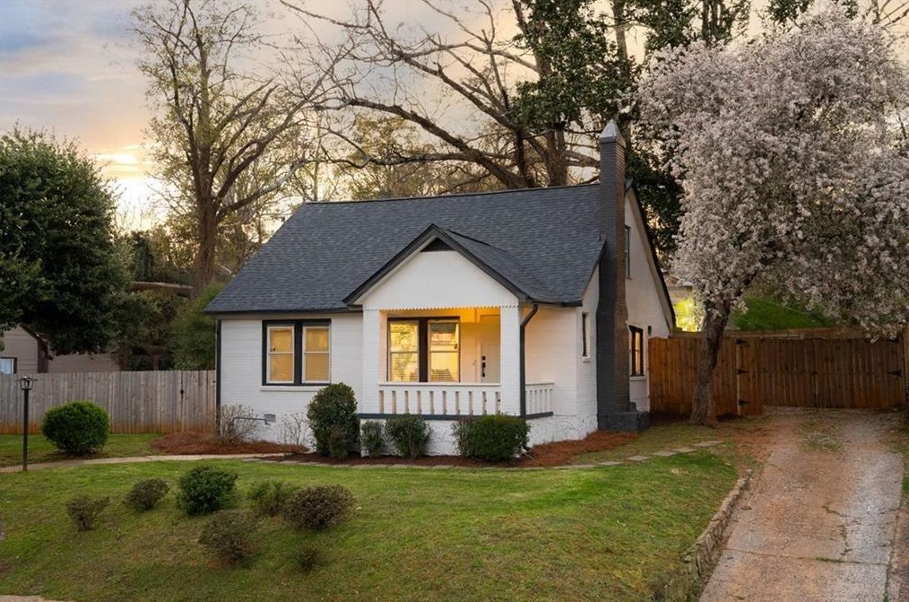 670 Florence Pl, Atlanta GA  30318-5006 exterior