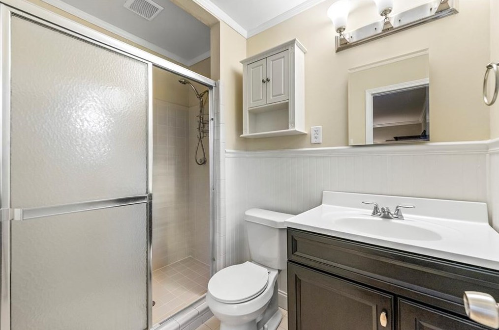 2040 Argyle Dr, Smyrna GA  30080-3812 exterior