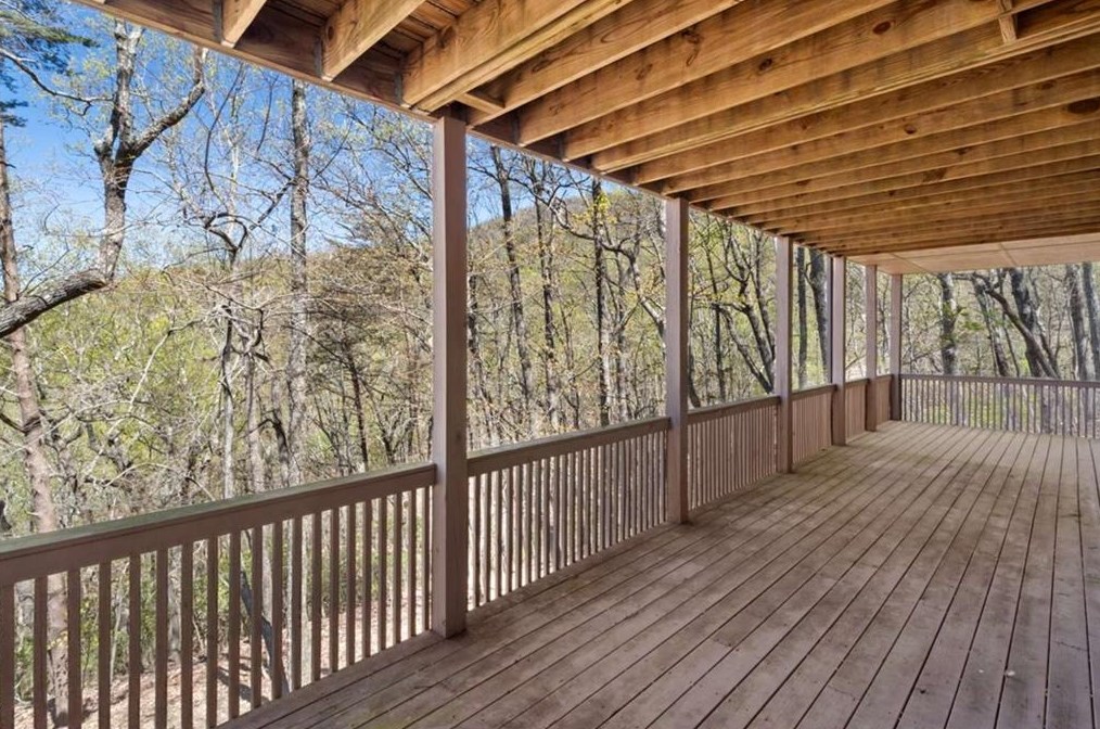 185 Sassafras Mtn Trl, Big Canoe GA  30143-7970 exterior