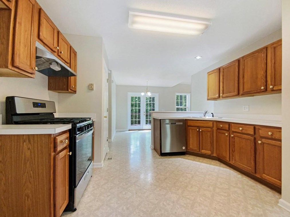 4889 Oglesby Rd, Powder Springs, GA 30127