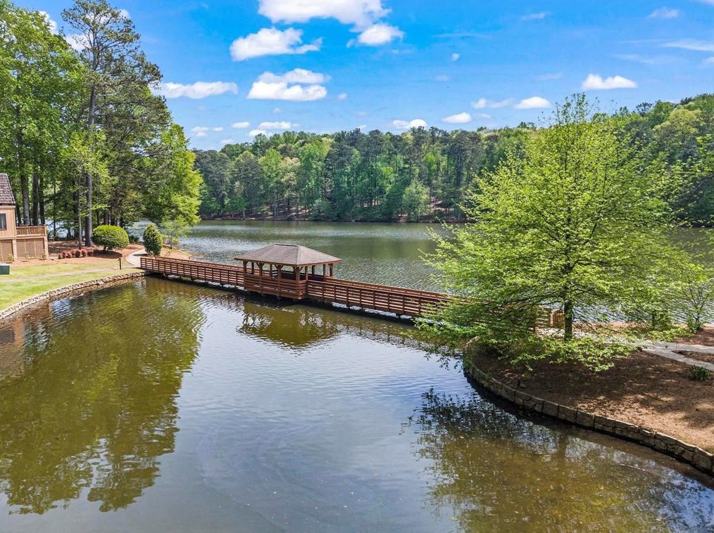 173 Starboard Point, Roswell, GA 30076