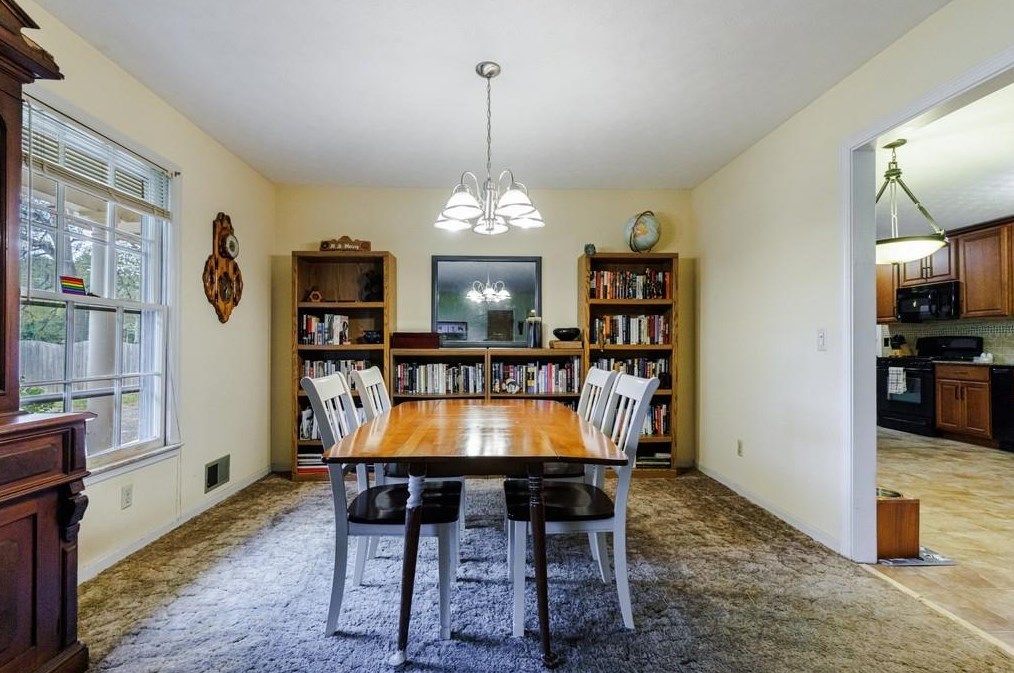 1830 Mayfield Rd, Alpharetta, GA 30009