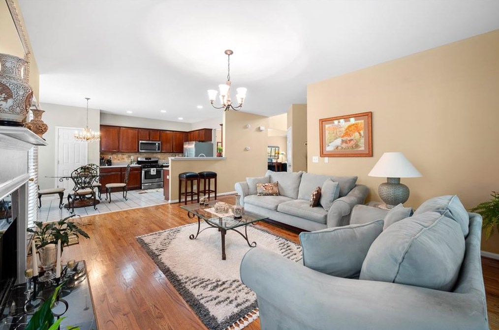 1423 Hornell Ln, Smyrna GA  30082-4877 exterior