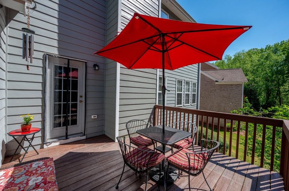 1423 Hornell Ln, Smyrna GA  30082-4877 exterior