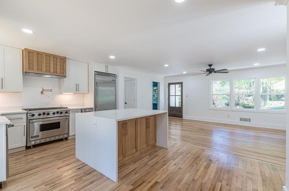 1954 Wellona Pl, Atlanta GA  exterior