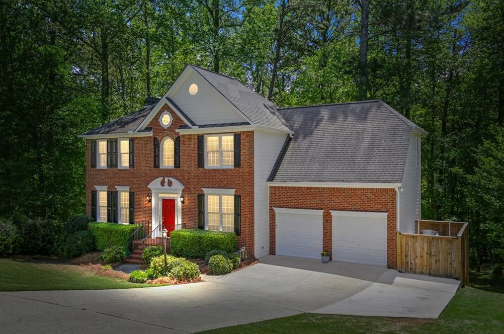 2006 Wiltshire Ct, Holly Springs, GA 30189-6658