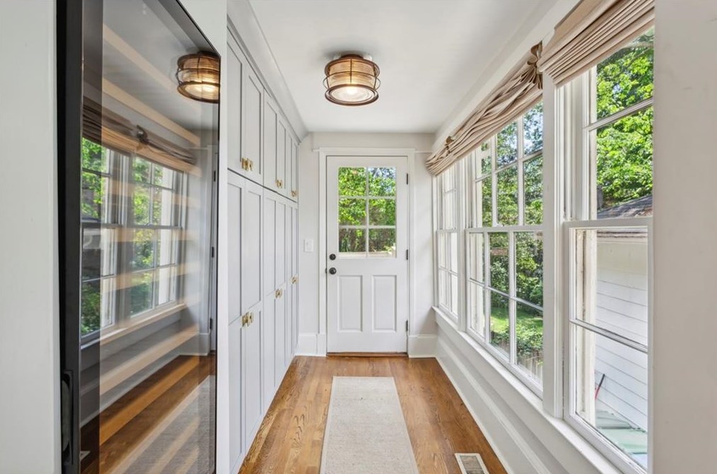 13 Roanoke Ave, Atlanta GA  30305-4345 exterior