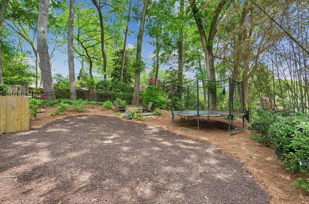 13 Roanoke Ave, Atlanta GA  30305-4345 exterior