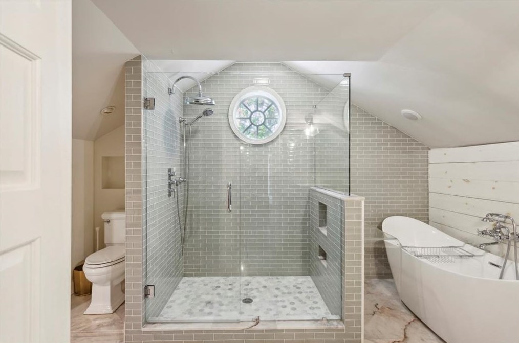 13 Roanoke Ave, Atlanta GA  30305-4345 exterior