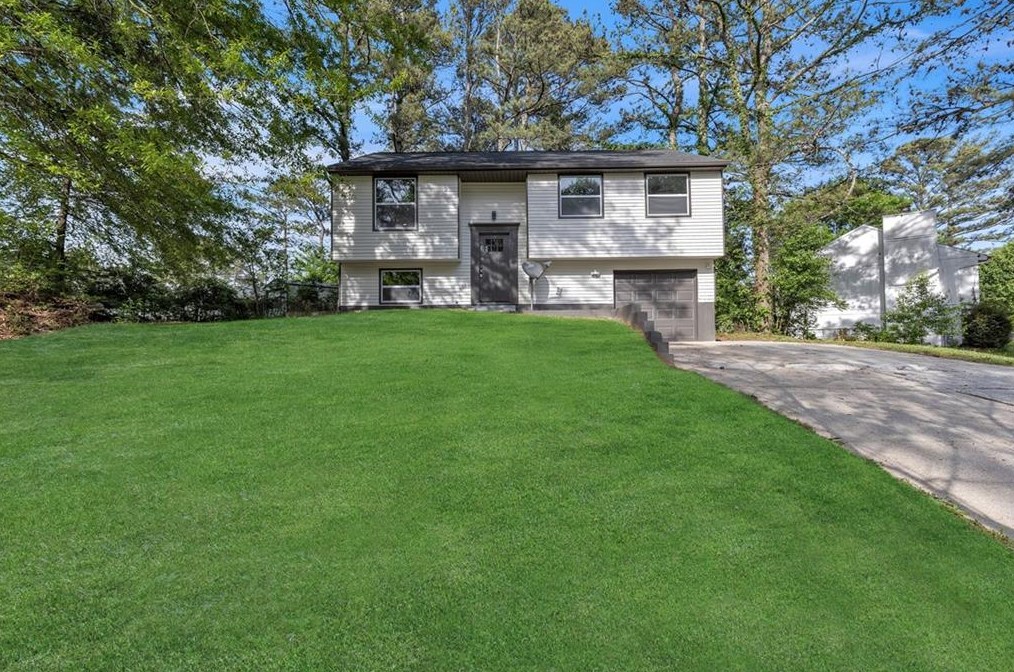 1427 Tucker Woods Dr, Norcross, GA 30093
