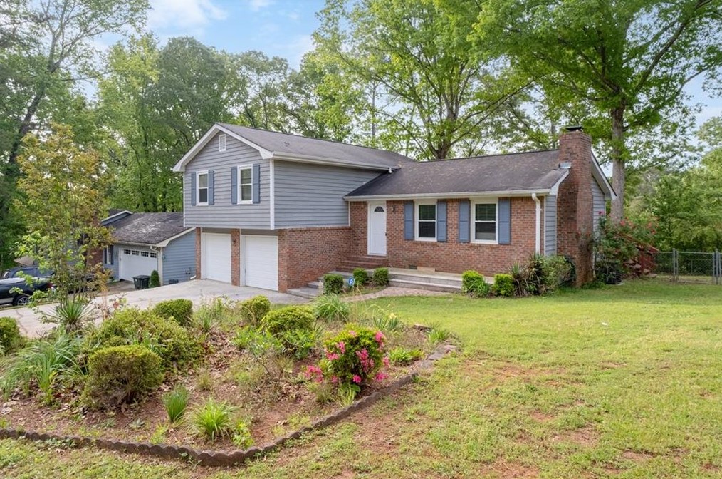 657 Almand Br Rd, Conyers GA  30094-2605 exterior
