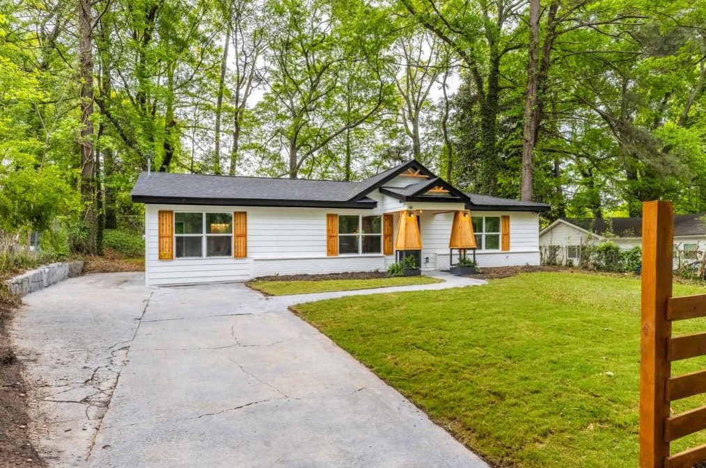 1019 Regis Rd, Atlanta, GA 30315-7615