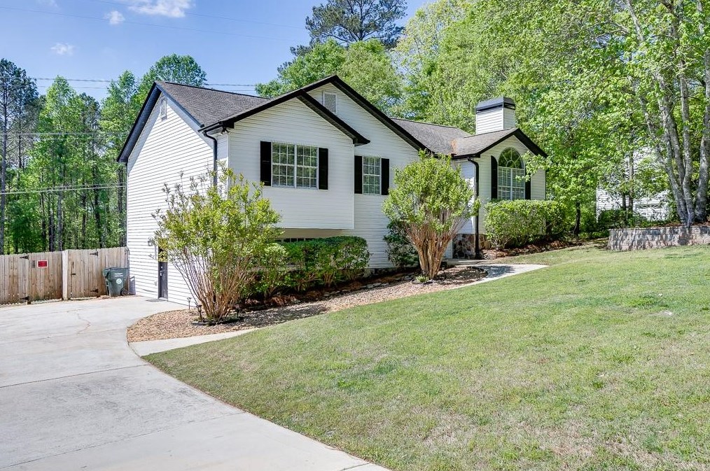 1900 River Bluff Rd, Monroe, GA 30656