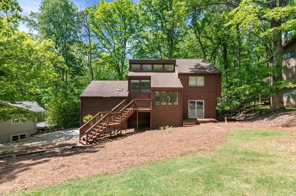 715 Lake Top Way, Roswell GA  30076-3038 exterior