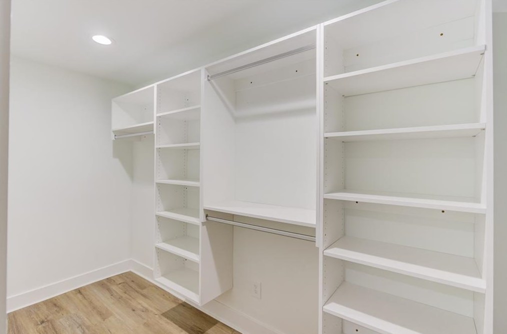 4426 Raven Valley Ct, Decatur GA  30035-1541 exterior